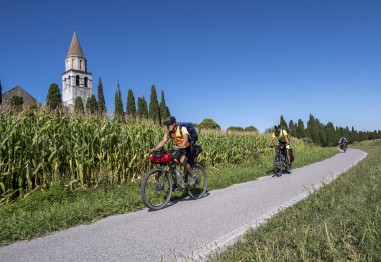 nicola brollo Ciclovia Alpe Adria - Udine-Grado- Finanziato dal Fondo europeo di sviluppo regionale e Interreg V-A Italia-Austria 2014-2020 progetto BIKE NAT