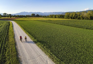 nicola brollo  Ciclovia Alpe Adria - Udine-Cividale- Finanziato dal Fondo europeo di sviluppo regionale e Interreg V-A Italia-Austria 2014-2020 progetto BIKE NAT